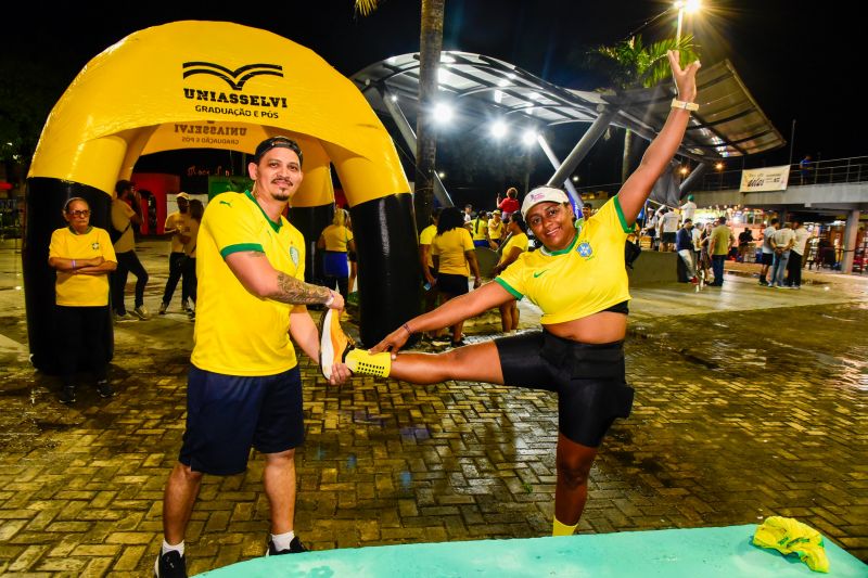 Corrida Circuito Night Run Ananin na Praça da Bíblia