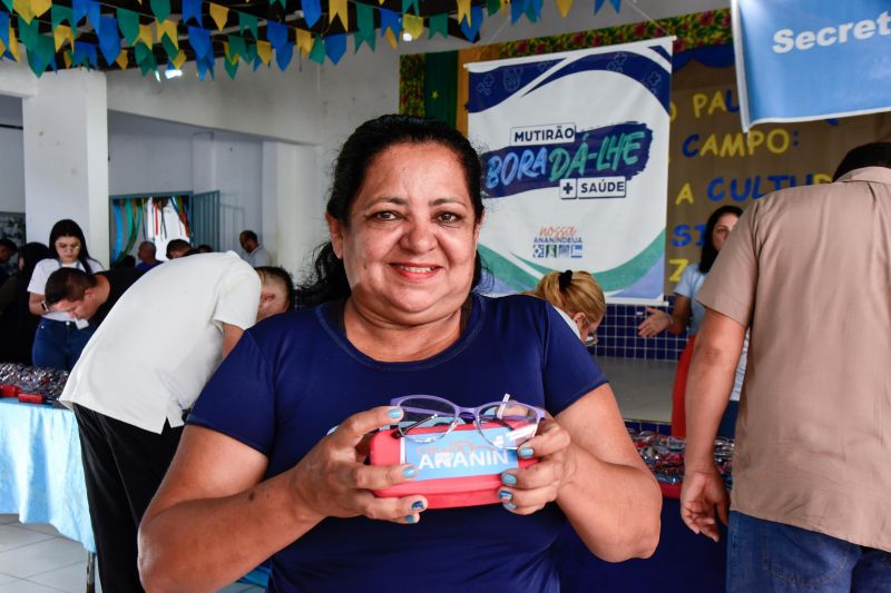 Ação de entrega de Óculos
