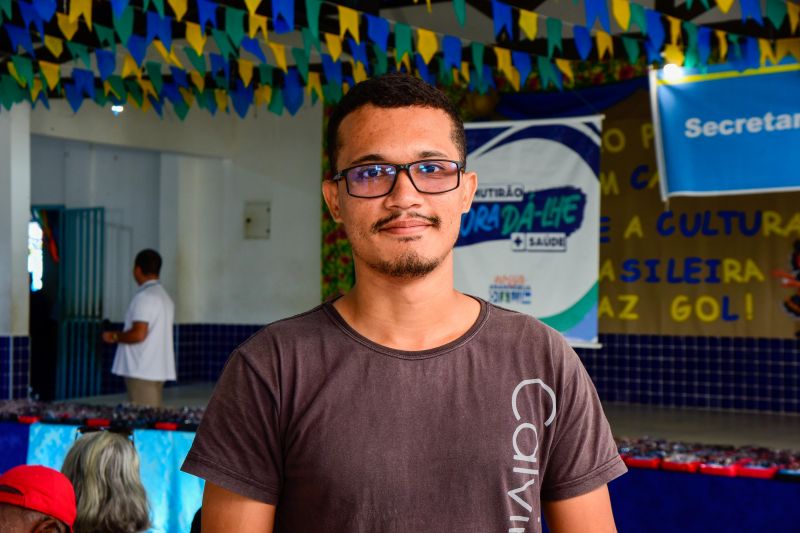 Ação de entrega de Óculos