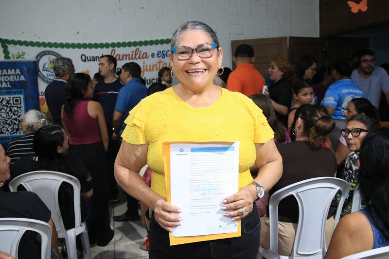 Entrega de títulos de propriedade da comunidade do Piscinão no Icuí