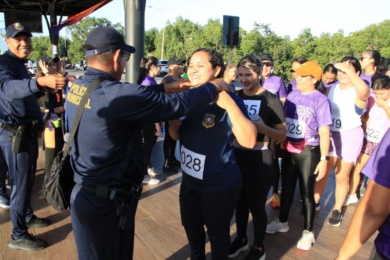 Corrida do projeto Defesa Pessoal para Mulheres (PDP-Mulheres) na Orla do Icuí