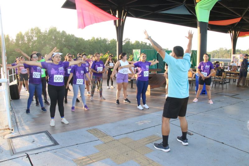 Corrida do projeto Defesa Pessoal para Mulheres (PDP-Mulheres) na Orla do Icuí