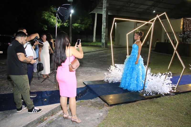 Baile de Debutantes na AABB