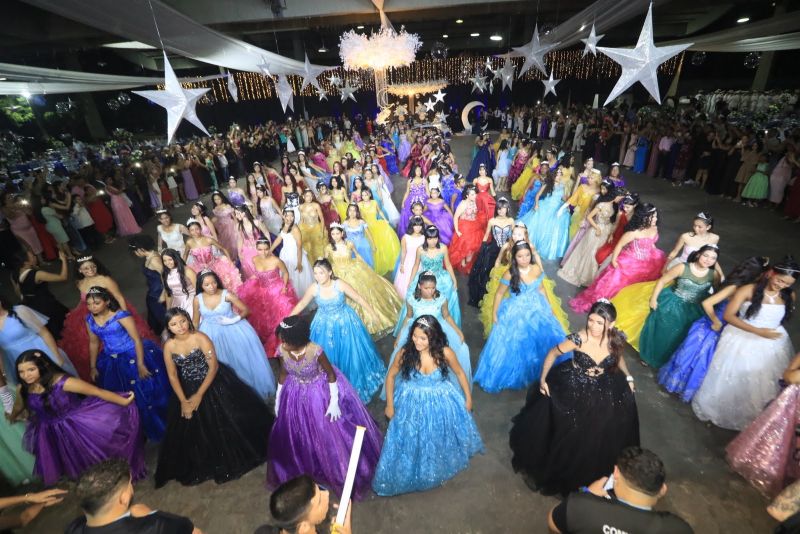 Baile de Debutantes na AABB