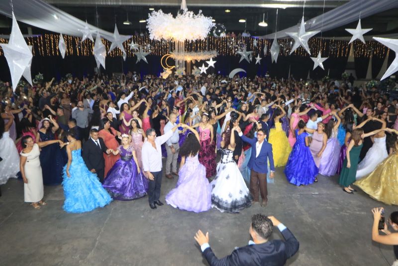 Baile de Debutantes na AABB