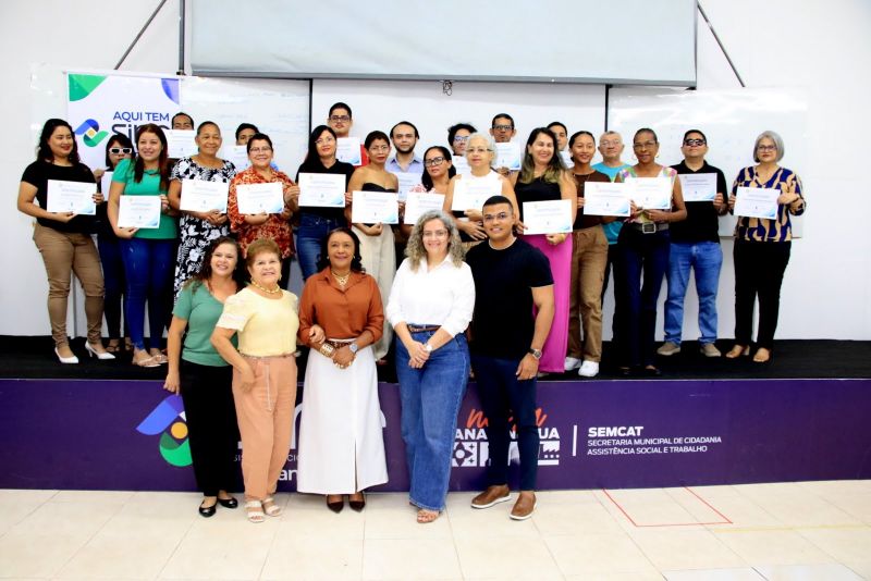 Entrega de certificado no Sine Ananindeua