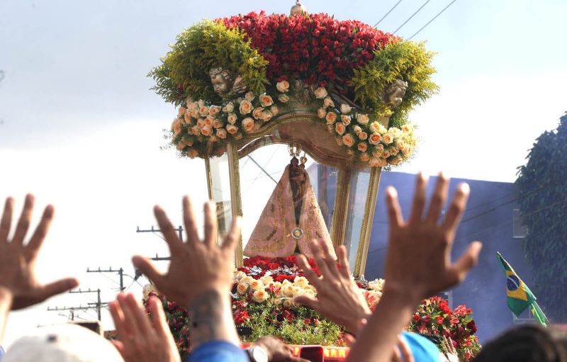Traslado da imagem peregrina de Nossa Senhora de Nazaré em Ananindeua.