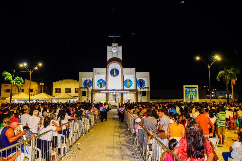 Traslado da imagem peregrina de Nossa Senhora de Nazaré em Ananindeua.