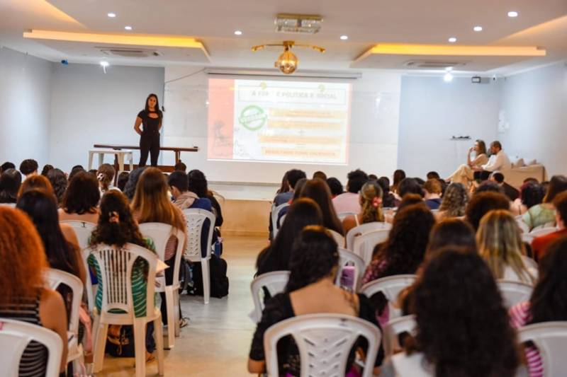 Mutirão da Juventude incentiva escolhas profissionais e acesso a serviços essenciais