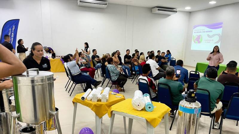 Encontro reuniu diversos profissionais. 