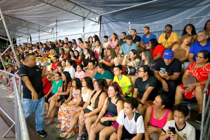 Público marcou presença no Forró Ananindeua.  