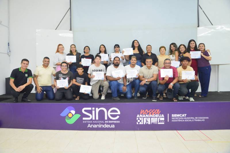 SINE Ananindeua certifica alunos do curso de Almoxarifado e Logística