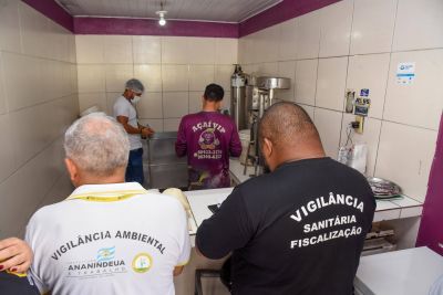 Prefeitura realiza ação integrada de fiscalização em pontos de venda de açaí na Cidade Nova 6