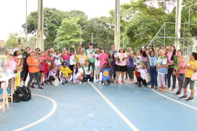 Empoderamento feminino e saberes das plantas medicinais são temas no CRAS Estrela Ananin