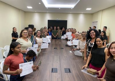 Curso “Doces que Encantam” certifica 80 alunos em Ananindeua