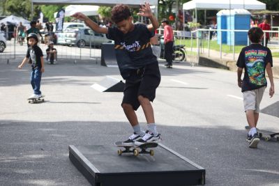 Circuito Cultural Radical reúne cerca de 5 mil pessoas e transforma a Arterial 18 em palco de esporte e lazer